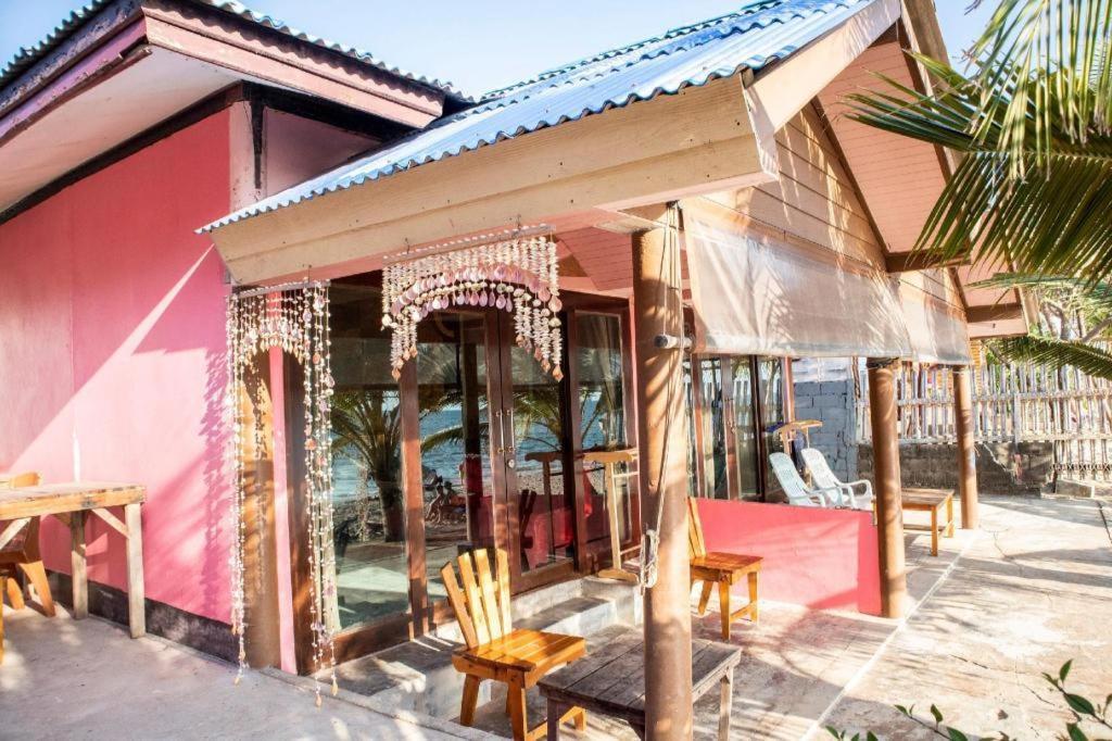 Oyo 797 Pink House Bungalow Ko Lanta Esterno foto