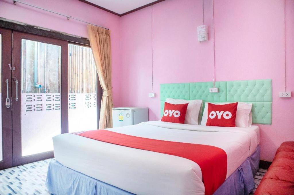 Oyo 797 Pink House Bungalow Ko Lanta Esterno foto