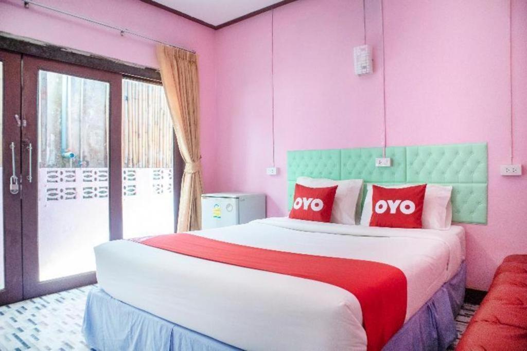 Oyo 797 Pink House Bungalow Ko Lanta Esterno foto